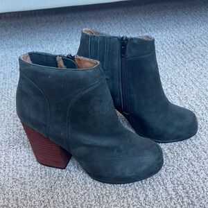Ankle boots gently worn
